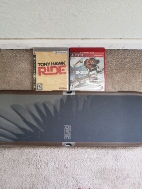 Tony Hawk RIDE Wireless Skateboard Controller - Black and Brown Trim